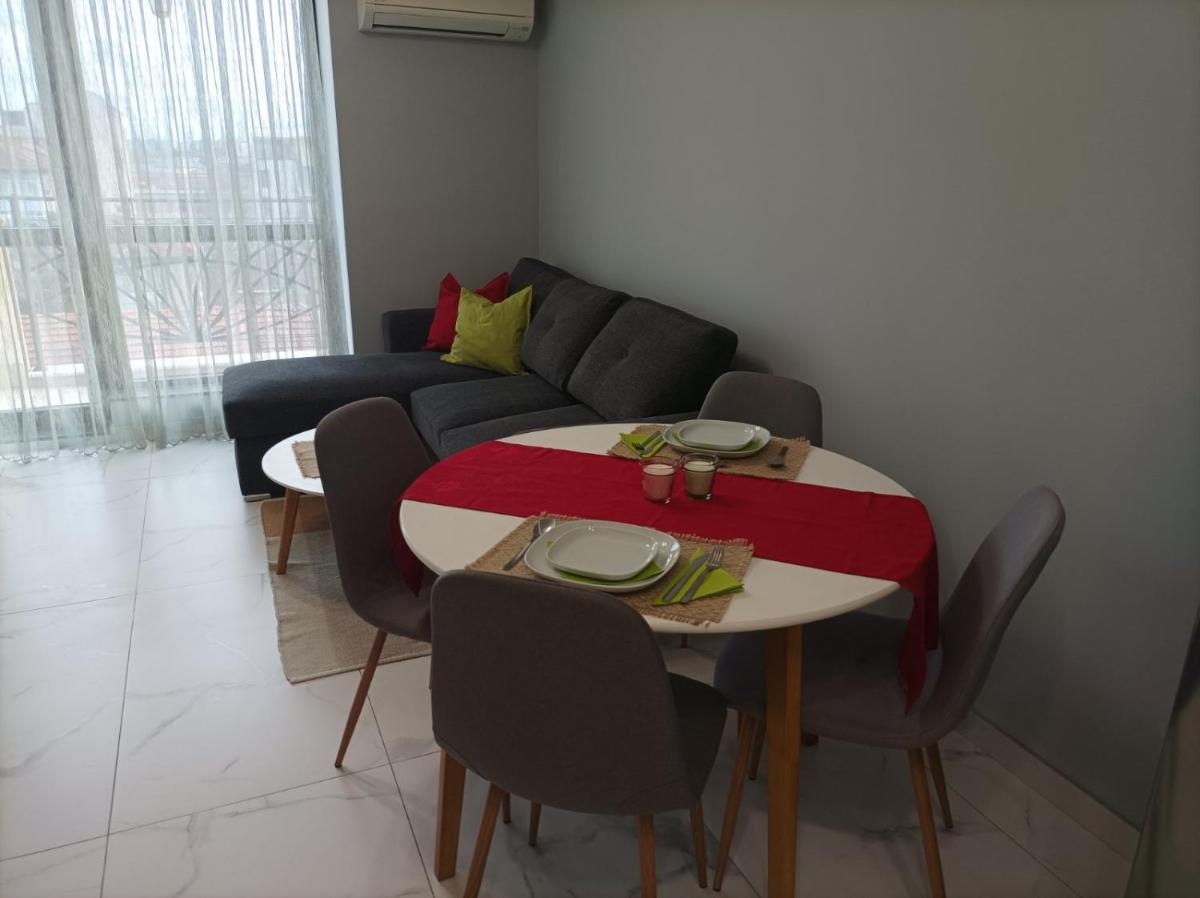One Bedroom Apartment 37- Trakia 54 А - Housity