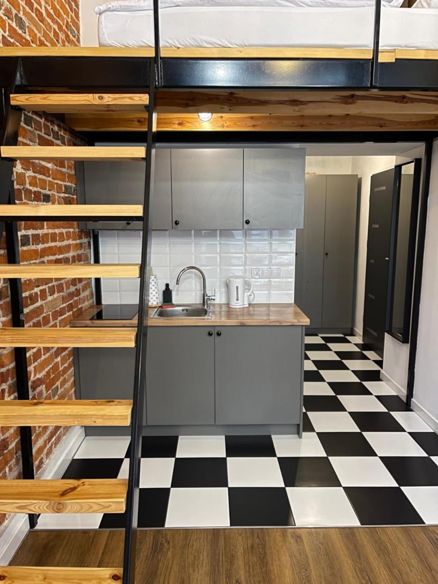 Urokliwy Loft w NCŁ Kamienica Vabank nr 18 - Housity