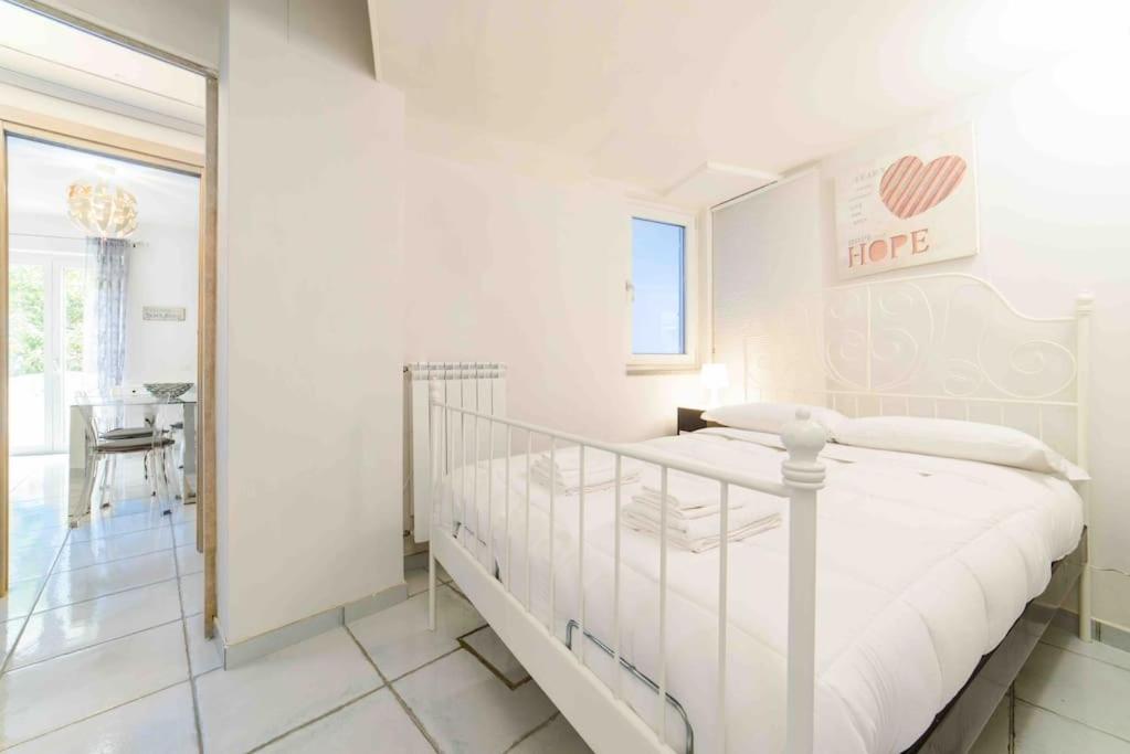 Jessica's house - Parcheggio Interno - Housity
