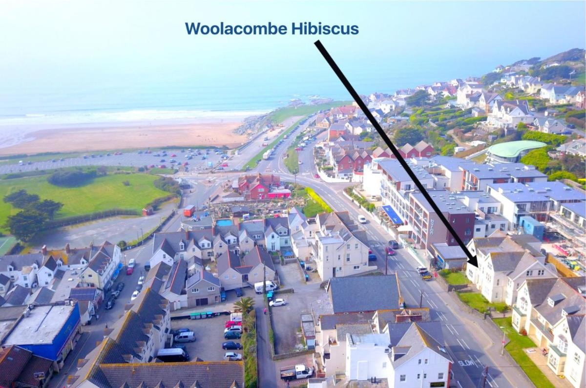WOOLACOMBE HIBISCUS 2 Bedrooms - Housity