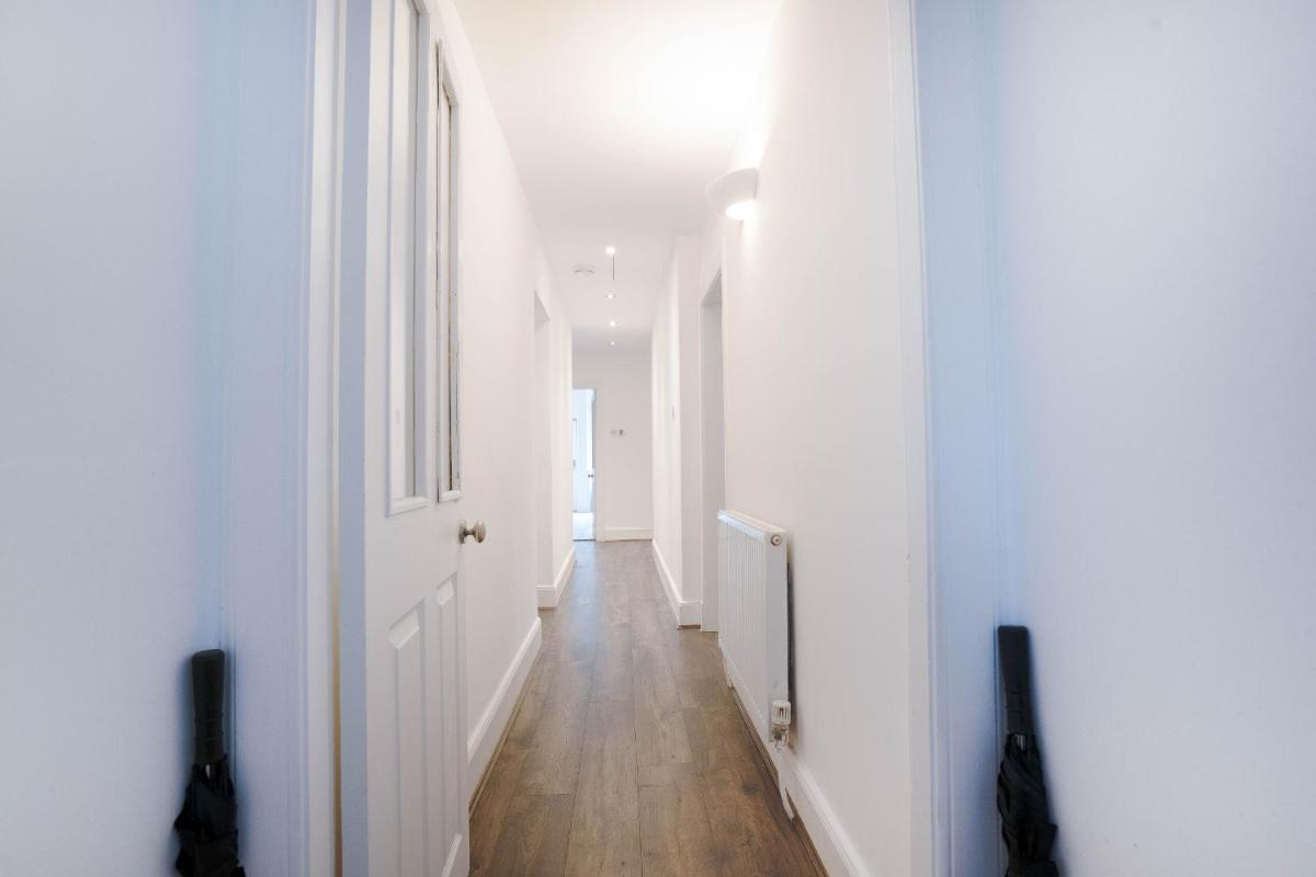 Special Basement Apartment close to the meadows - Housity
