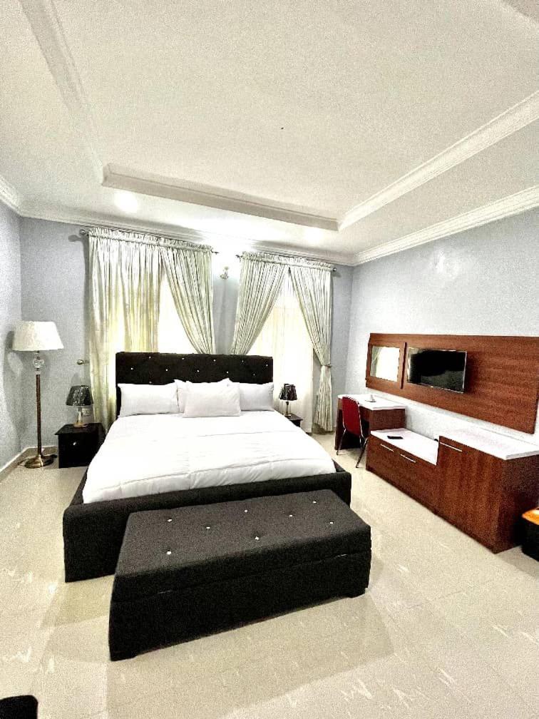 Allover guesthouse Apo - Housity