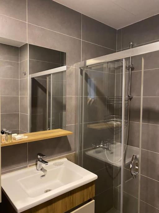 Suitetrails - BUREAU RESİDENCE LUX STÜDYO APART -325-