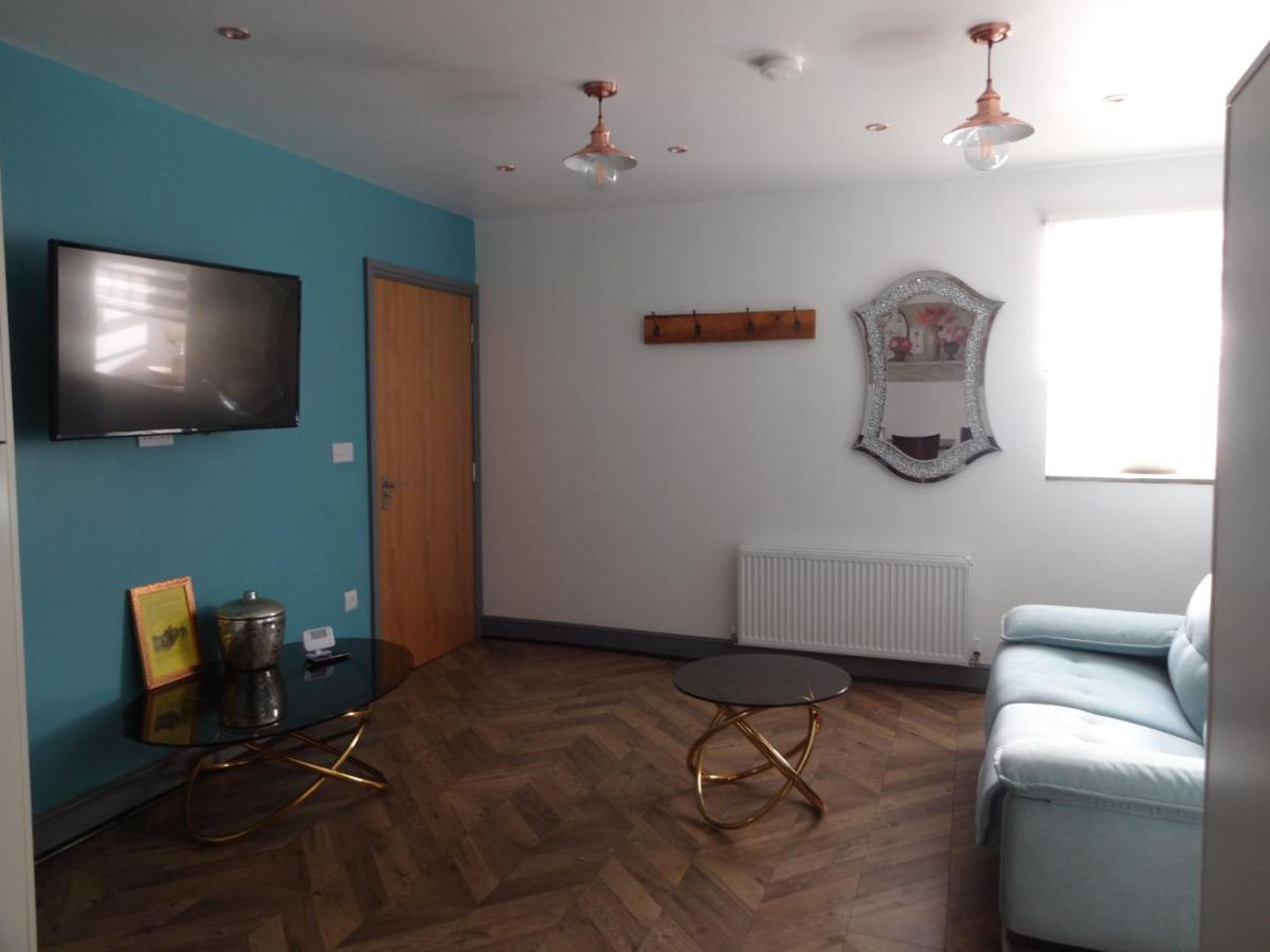 Dandy Lodge, Bowness-on-Solway - Housity