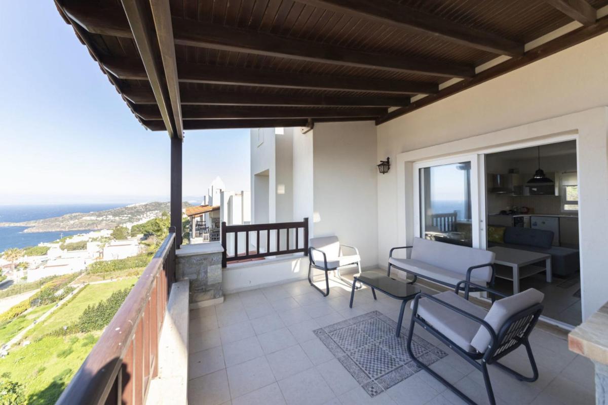 Suitetrails - Comfy Villa with Lovely View in Gundogan Bodrum