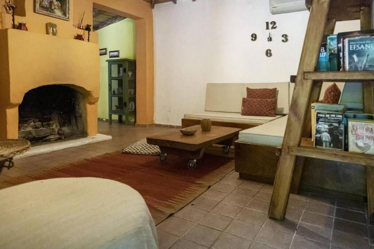 Cozy House with Garden in Bodrum Bitez - Housity