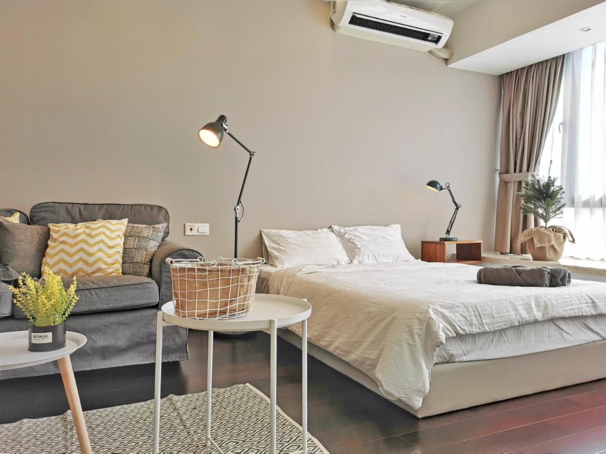 Yussy Muji Style Studio in the City Centre - Housity