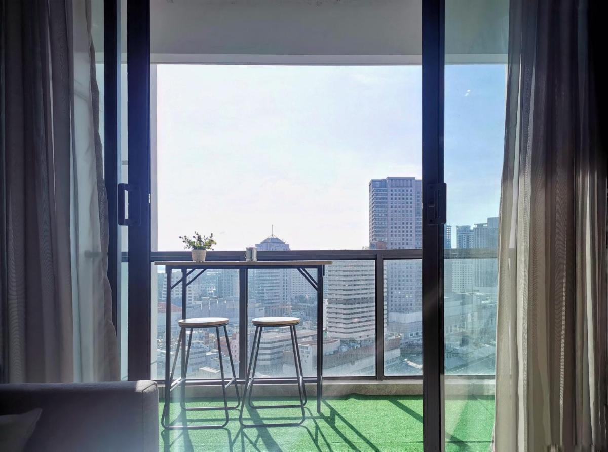 Yussy Staycation Modern x Sky at R&F princess cove - Housity