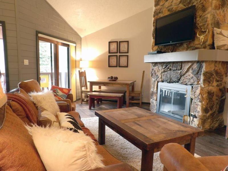 Twining 5 - Housity