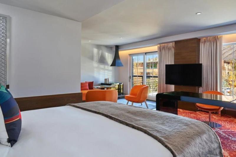 W Hotel Aspen - Hotel Room - Housity