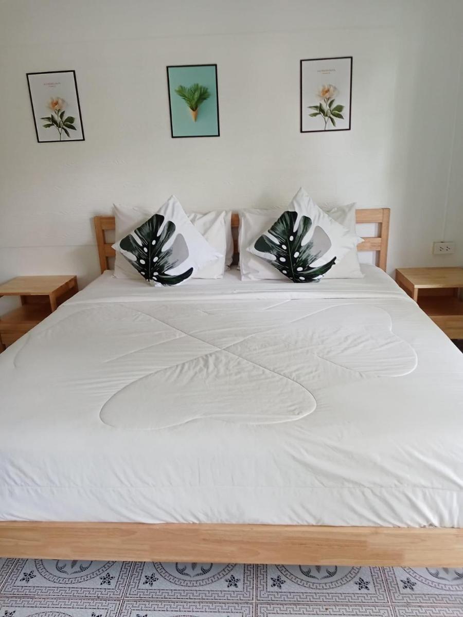 ฟ้าประทานบูติกรีสอร์ท - Housity