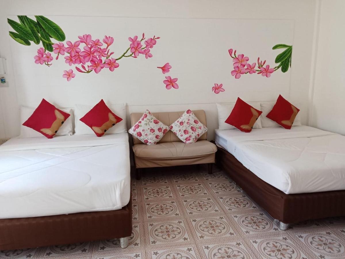ฟ้าประทานบูติกรีสอร์ท - Housity