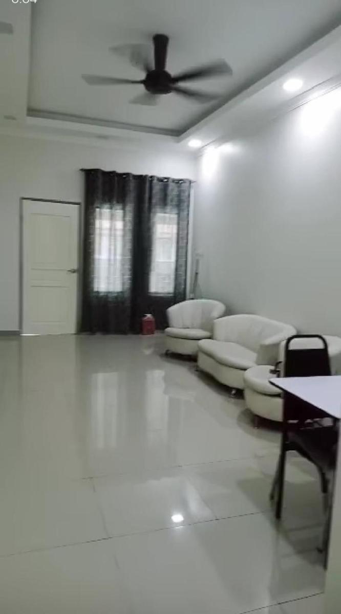 Tasik Biru Homestay - Housity