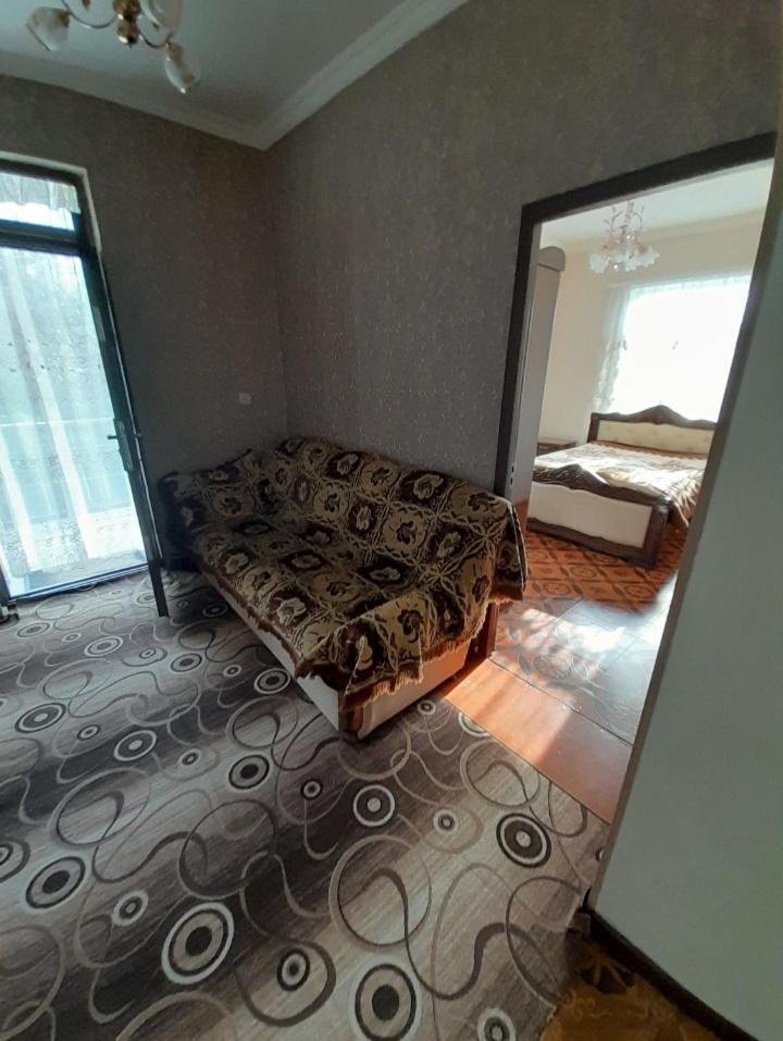Narek hyowratown - Housity