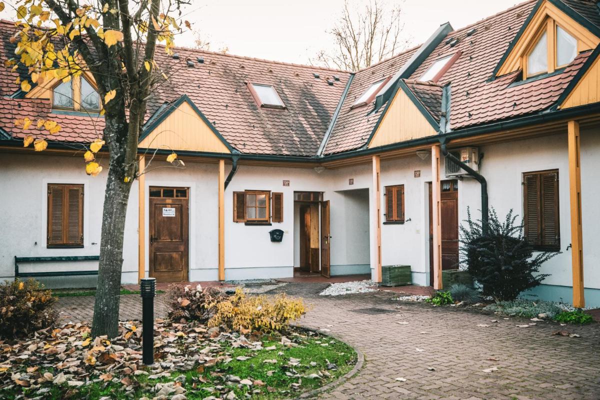 Trobentica 37 Apartment Golf Moravske Toplice - Housity