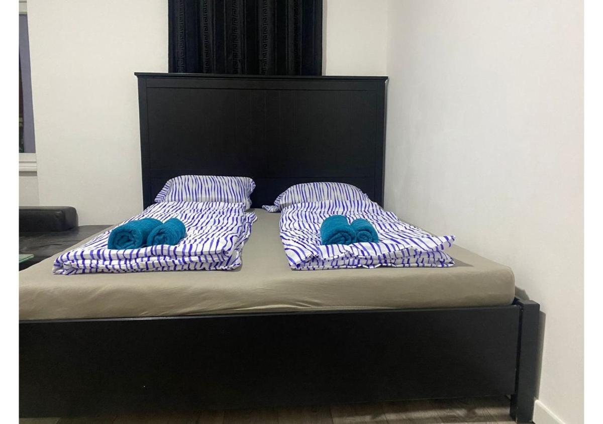 Budget Studio -Meidling Train Station & Schönbrunn - Housity