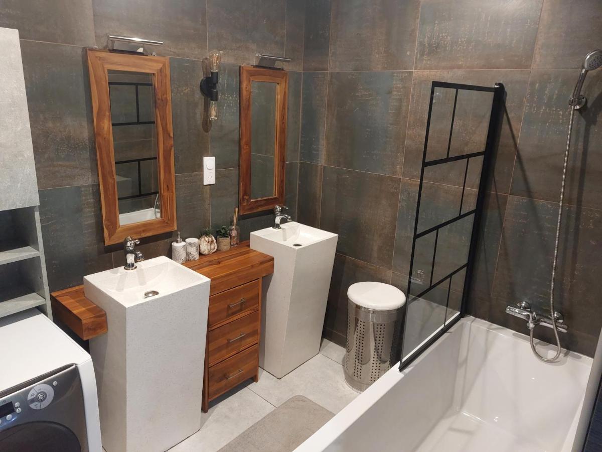 Style of Industry - Housity