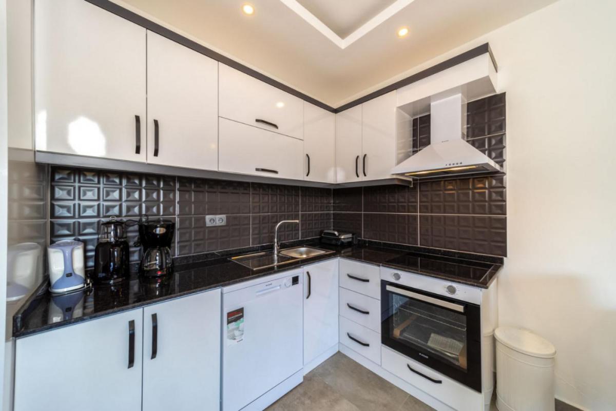 Lovely Flat with Shared Pool and Balcony in Alanya - Housity