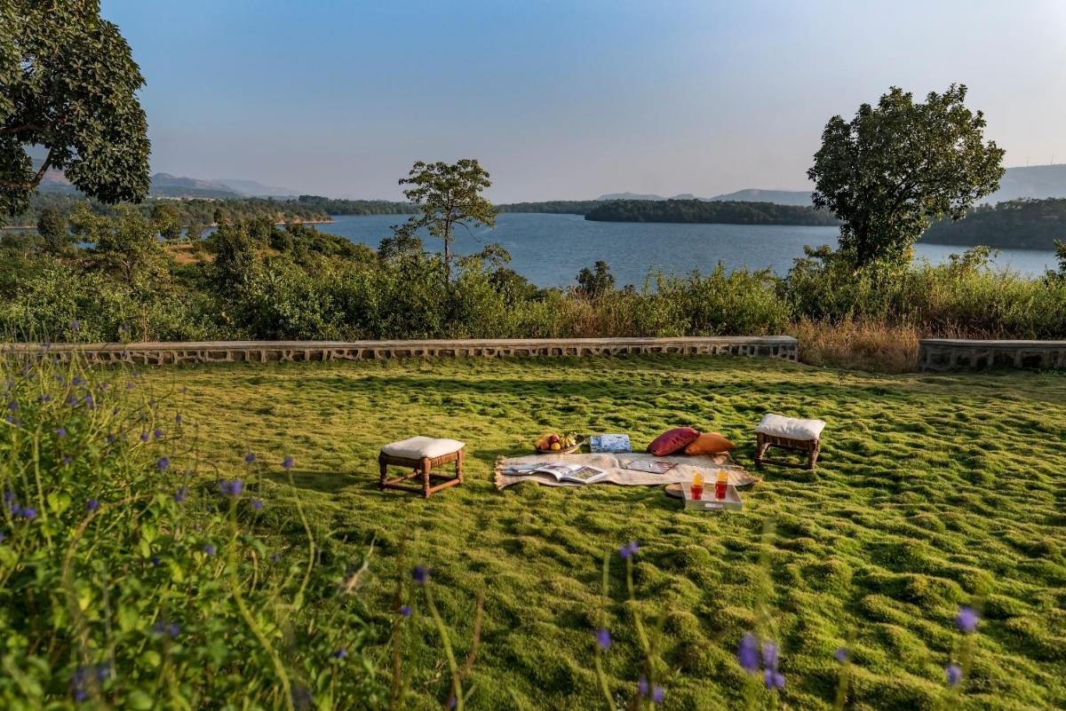 SaffronStays Anantham, Kamshet - pet-friendly lakefront villa with a huge verandah - Housity