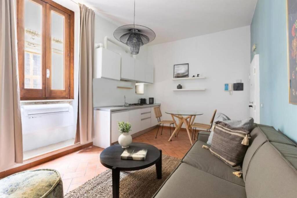 Suitetrails - Daplace - Emilia Apartment