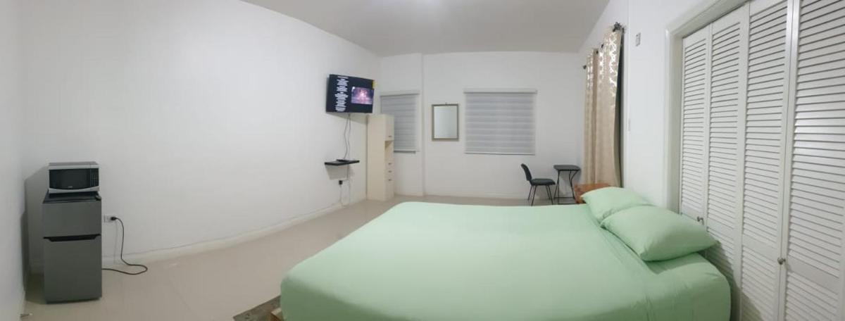 Harloe's - Housity