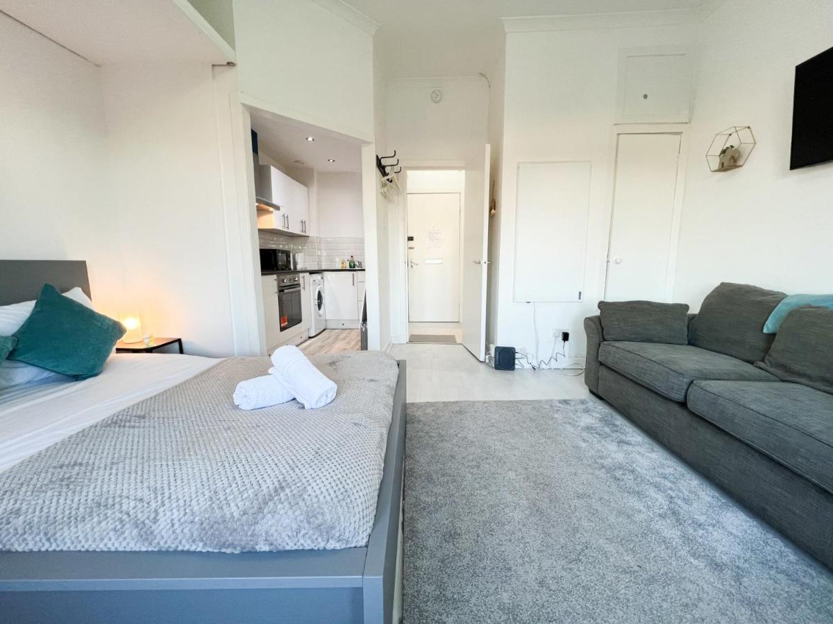 1Bd Glasgow Apartment - Housity