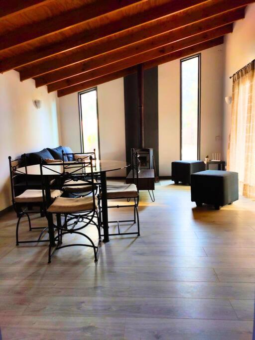 Moderna Cabaña con tinaja caliente - Housity