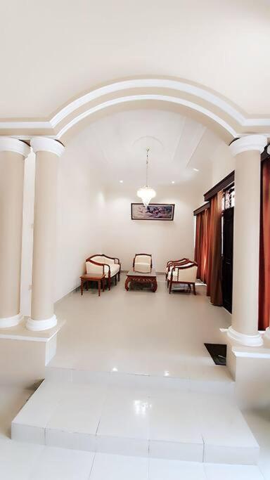 Suitetrails - Villa 5 BR utk Family/Grup di Villa Citra, Lampung