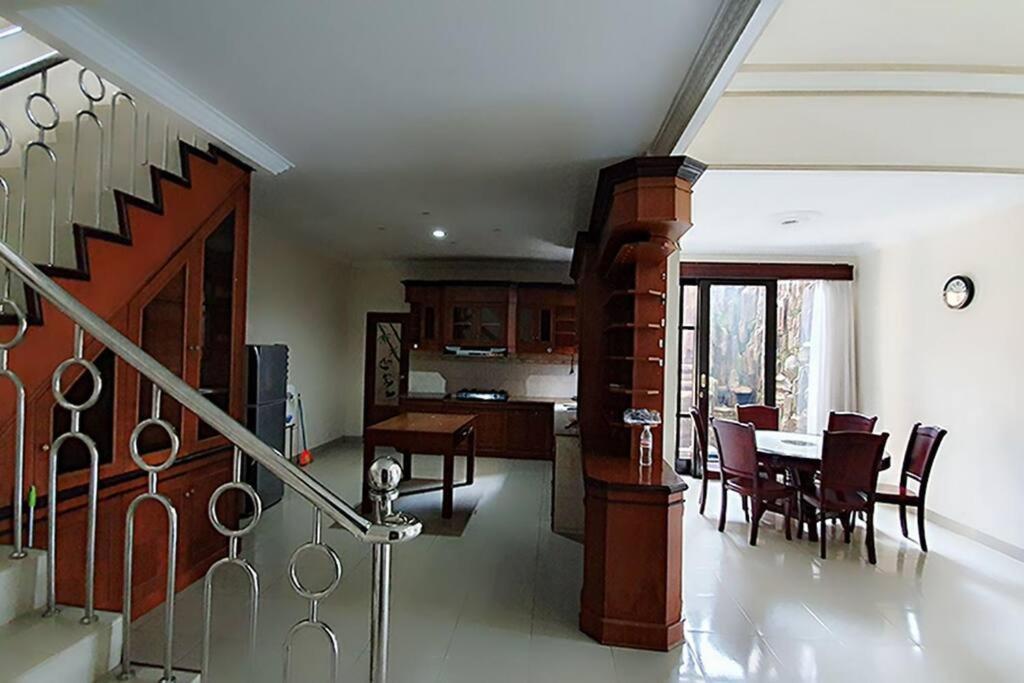 Suitetrails - Villa 5 BR utk Family/Grup di Villa Citra, Lampung