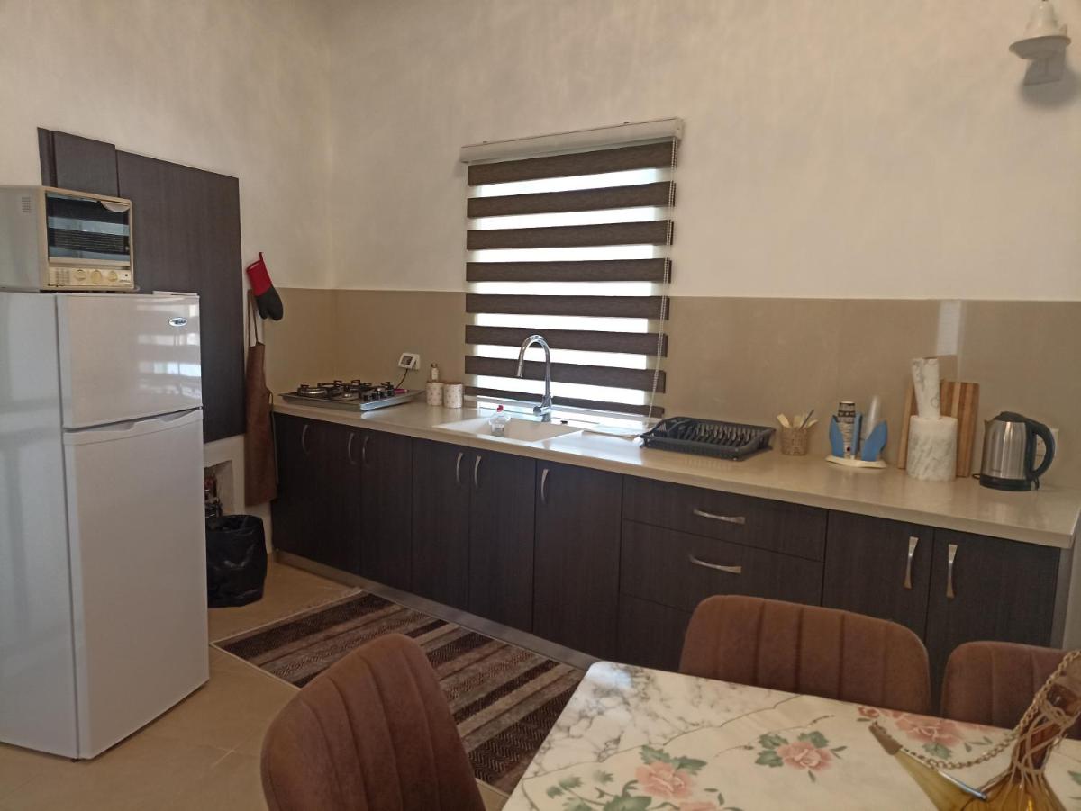 Suitetrails - allenby guest house