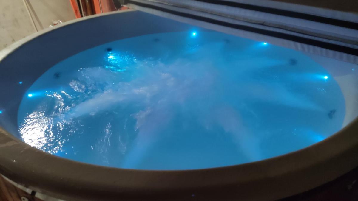 Klimatyzacja, Balia, Jacuzzi Dobry Dom I - Housity