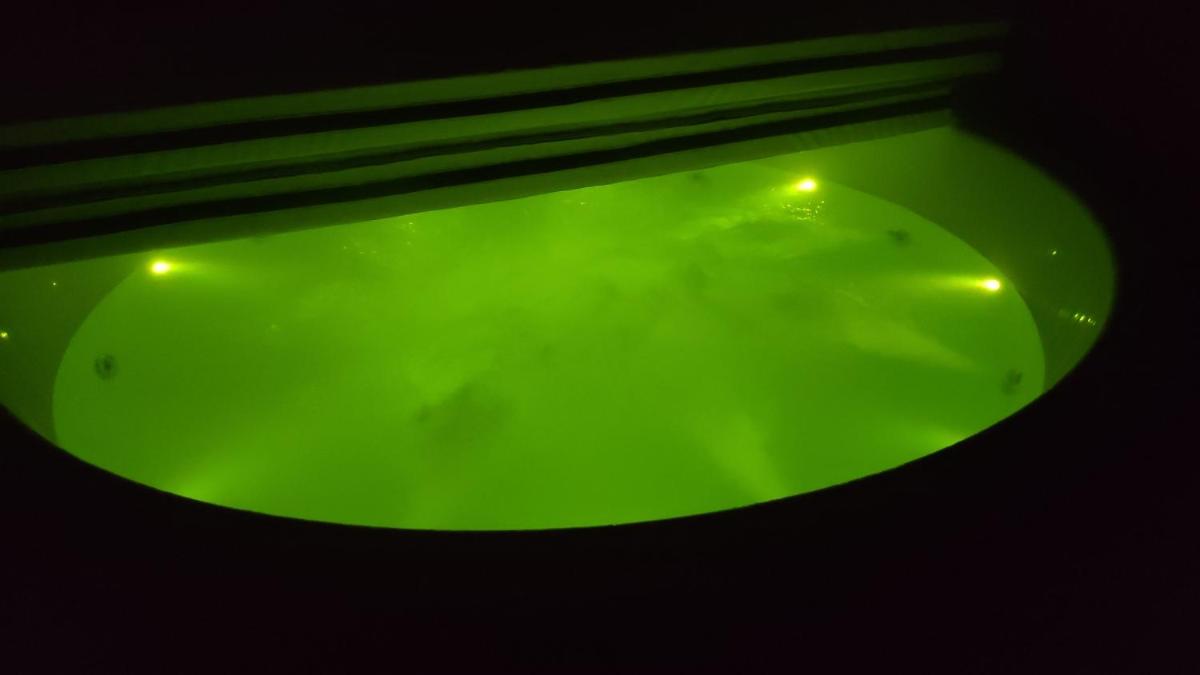 Klimatyzacja, Balia, Jacuzzi ''Dobry Dom II'' - Housity