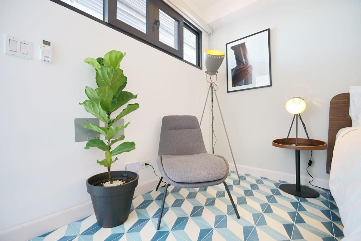 Classy Loft in Santa Ana - Housity