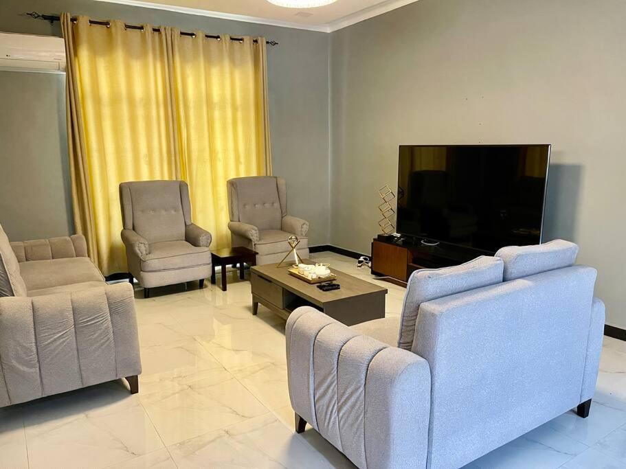 Cozy Villa near Kunduchi Beach - Housity