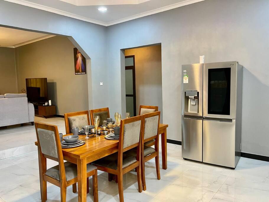 Cozy Villa near Kunduchi Beach - Housity