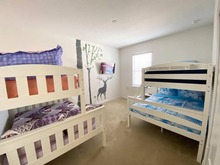 Cheerful 10 Bedrooms Vacation Homes with A Pool - Housity