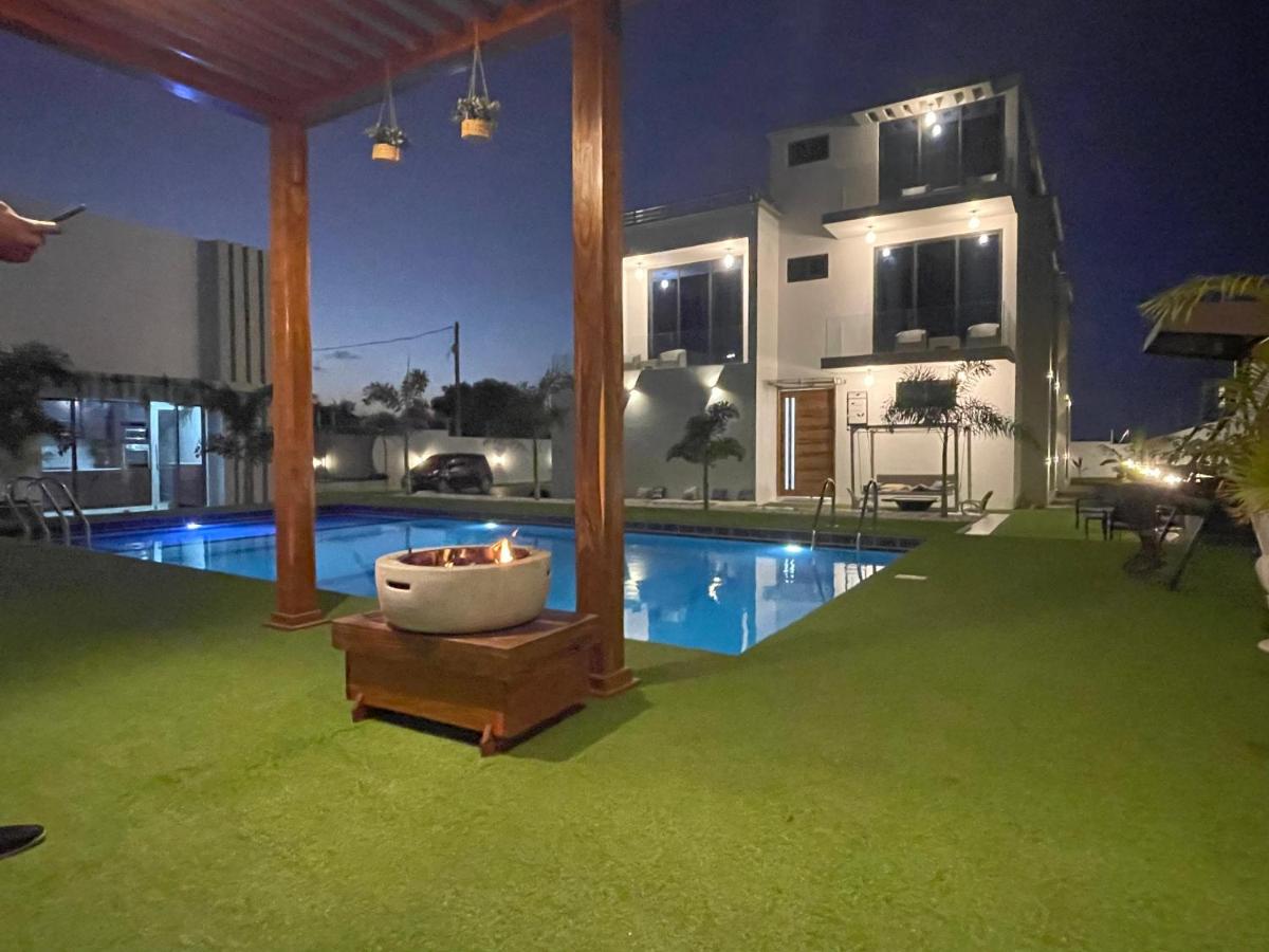 Kibada White Villa - Housity