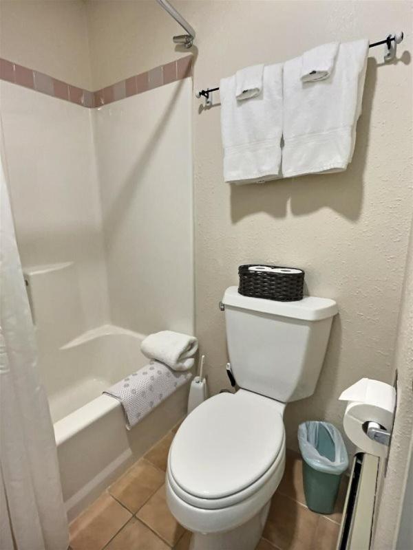 Powderhorn 304 - Housity