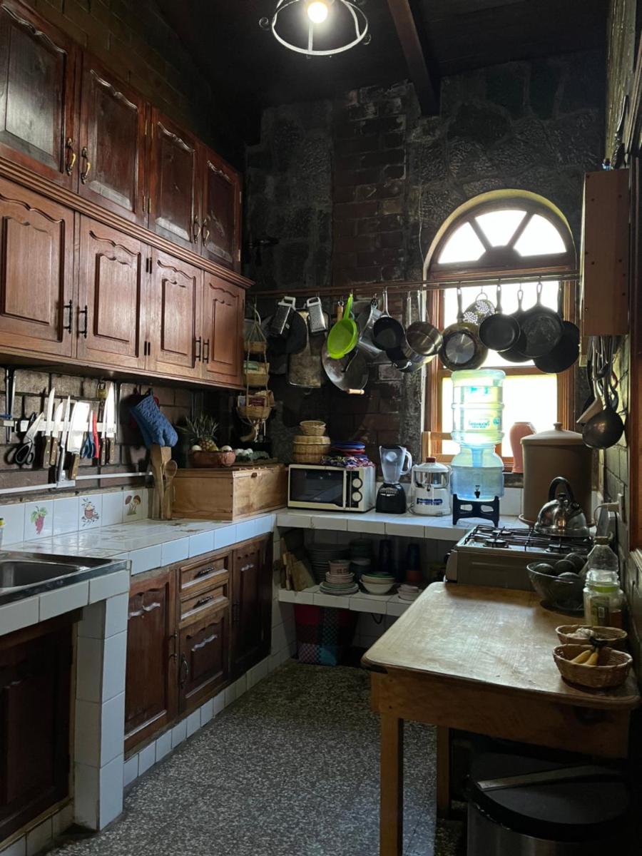 Casa Qatzij - Guest House, Lake Atitlan - Housity