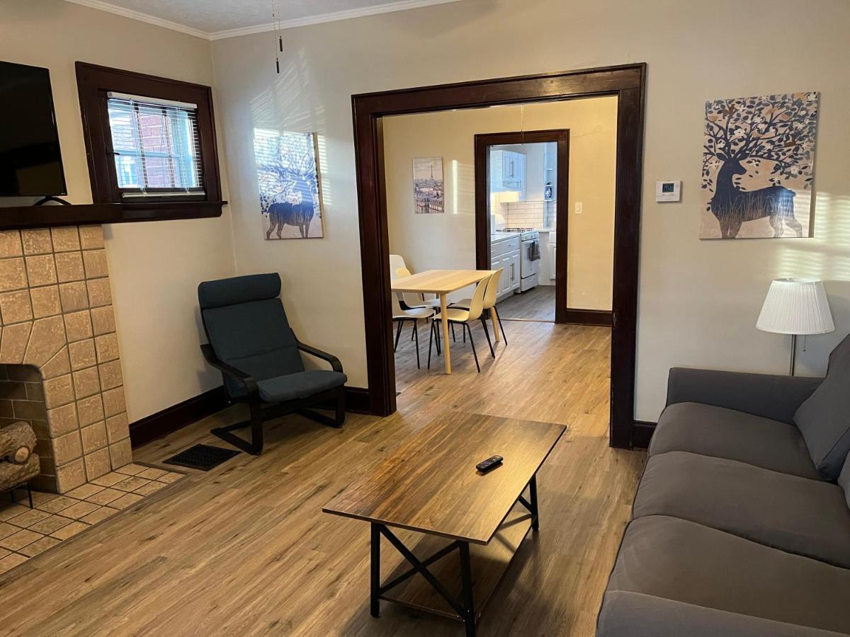 Hudson #1 Private Two Bed near Xavier & Downtown - Housity