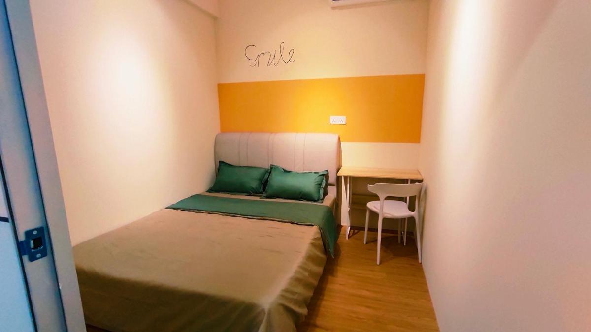 Bandar Putra Kulai 6BR 14pax Dormitory Style House - Housity