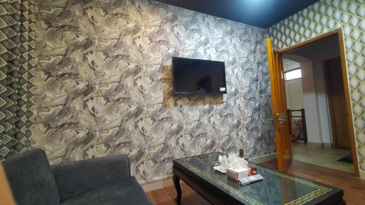Suitetrails - Royal Luxury Hotel Lahore