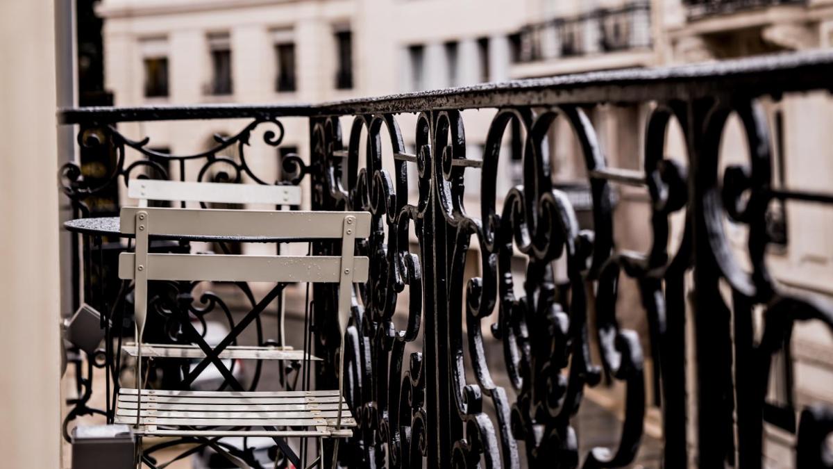 Balcon ou terrasse dans l'établissement Monsieur George Hotel & Spa - Champs-Elysées