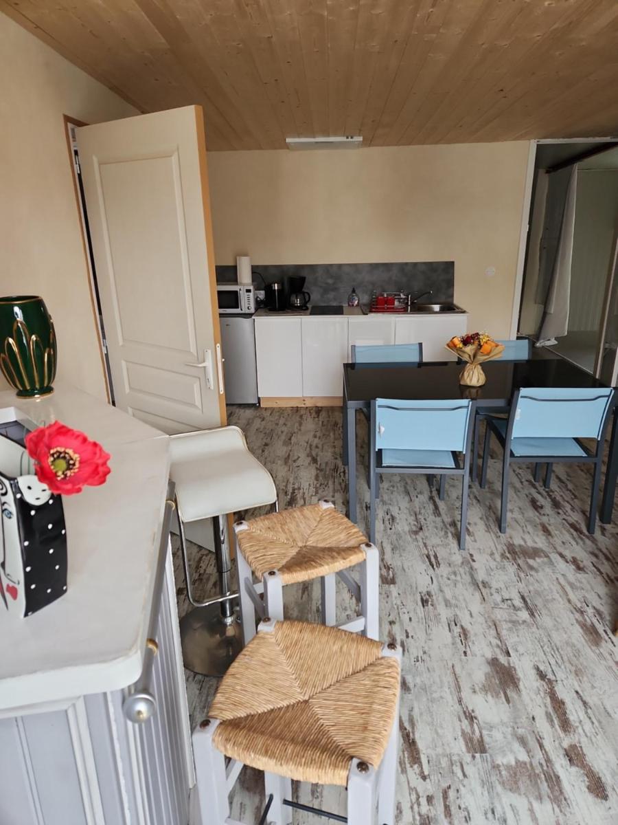 Au Balaway - Housity