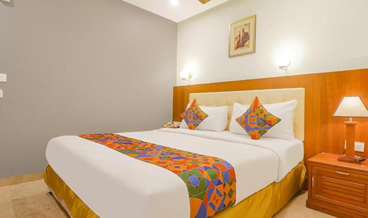 FabHotel Prime Kokapet - Housity