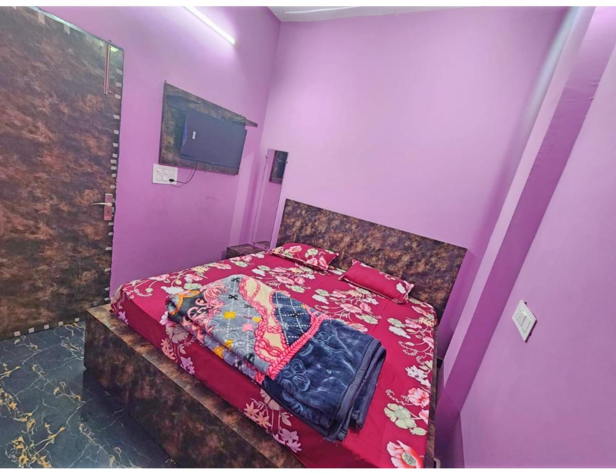 Gold Guest House, Sonipat - Housity