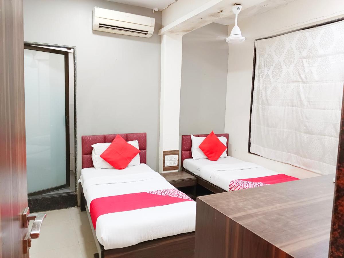 Hotel Amfahh - Andheri West Railway Station - Housity