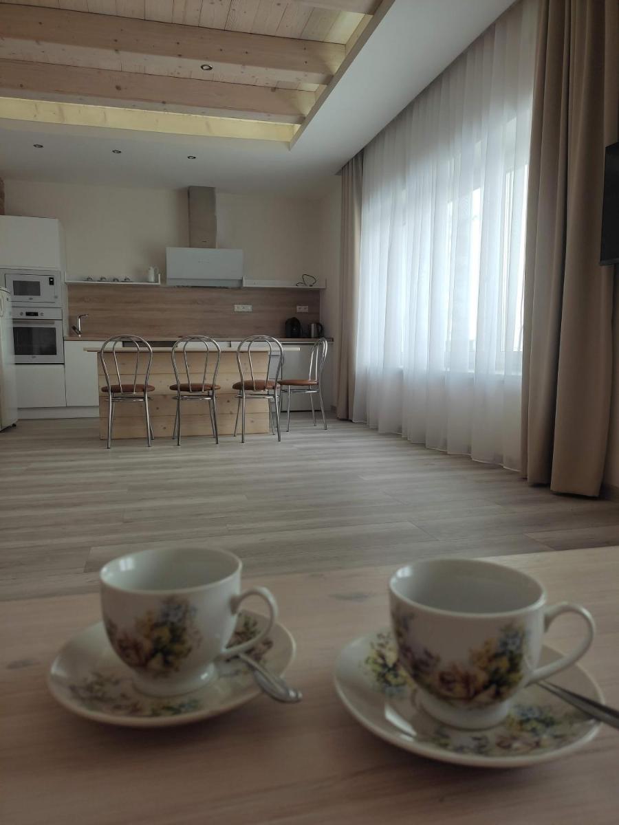 Ubytovanie pre Vás - Housity