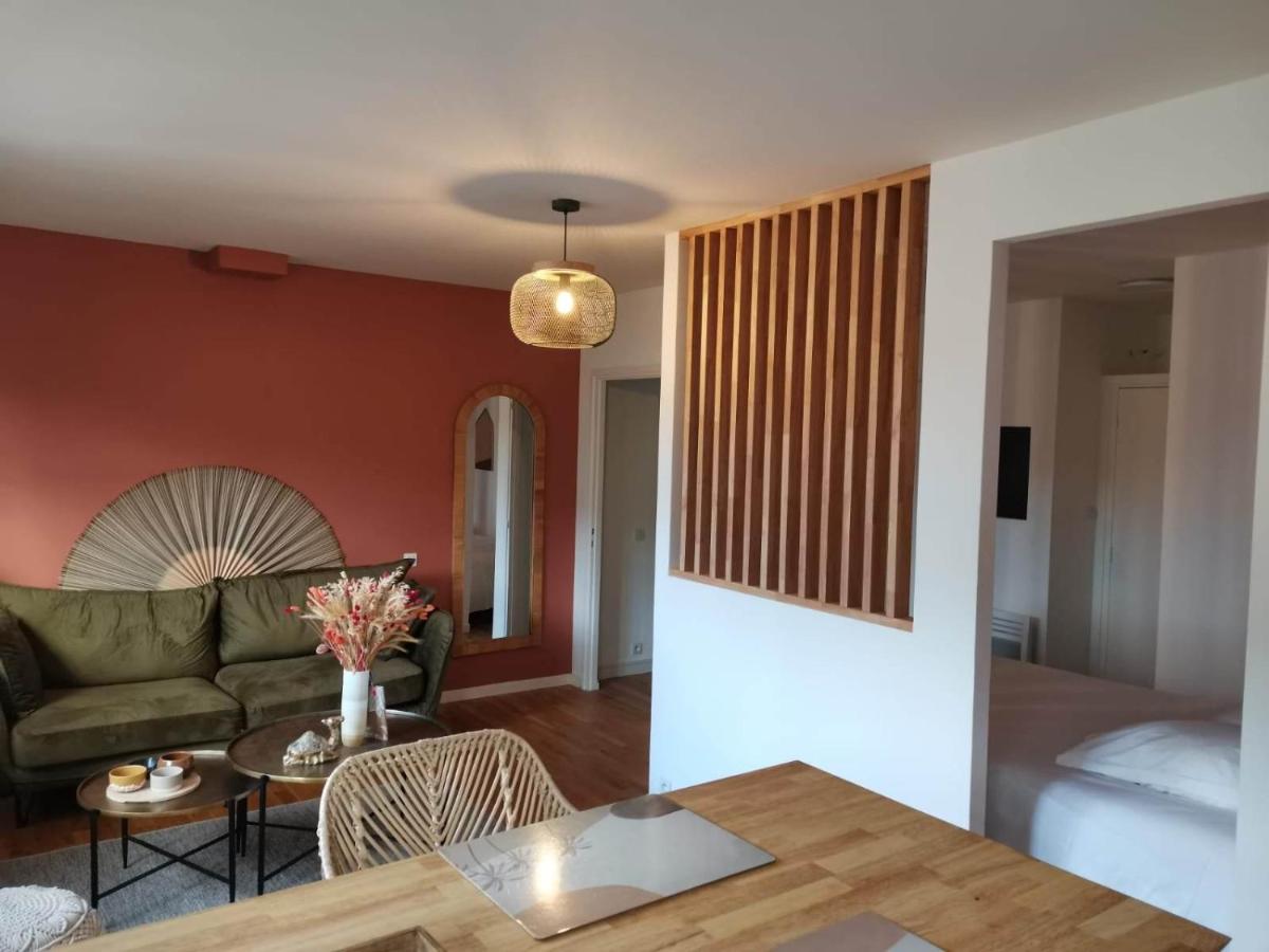 * LE CHAMARELLE * Hyper Centre Auray * - Housity