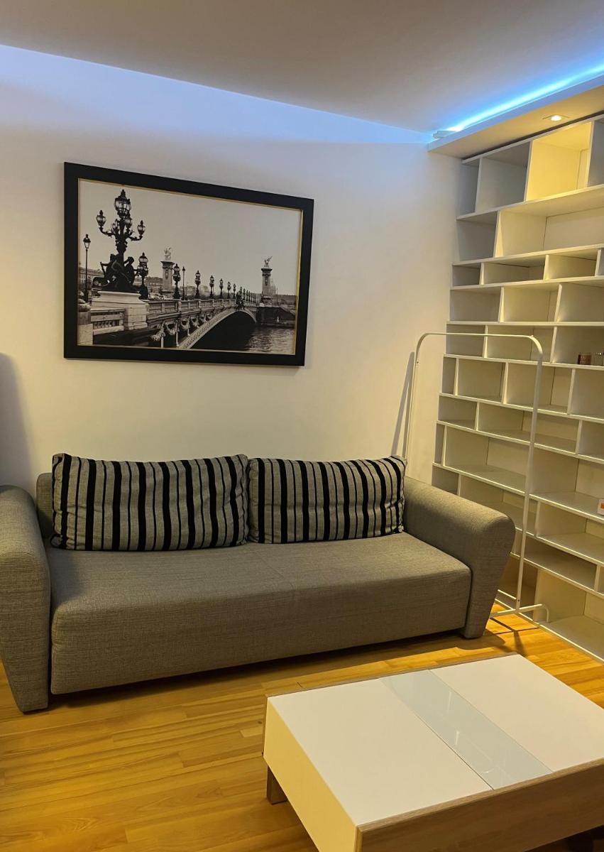 Nice Bemowo Apartament Warsaw - Housity